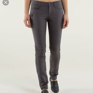 Lululemon Bust a Move Moto Pant - Size 8